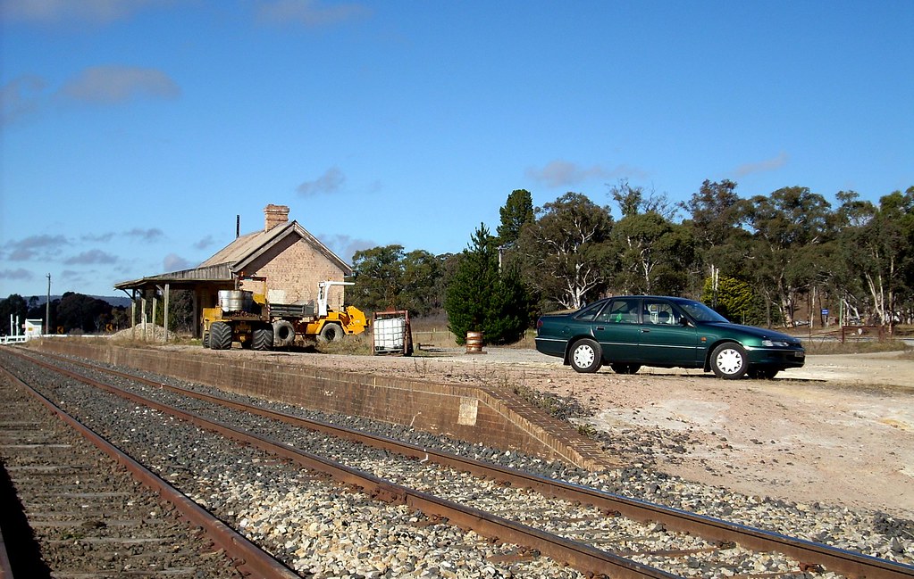 Ben Bullen Railway Station, Ben Bullen, NSW. dunedoo Flickr