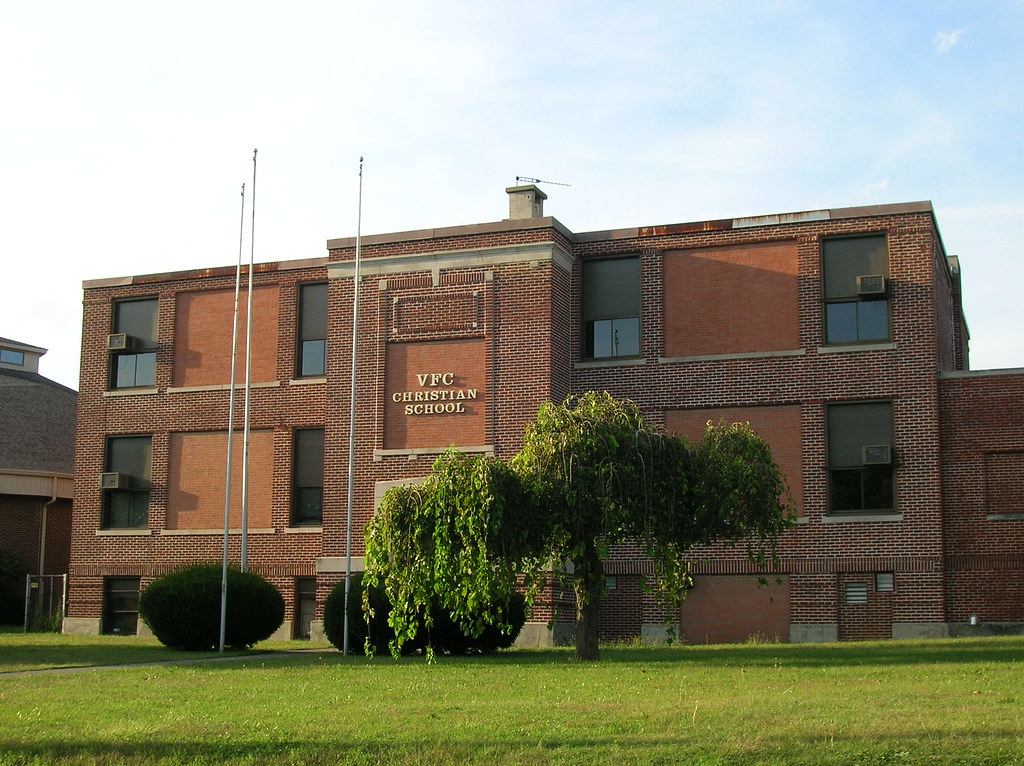 091308 Clayton School 2Clayton, Ohio (2) Aaron Turner Flickr