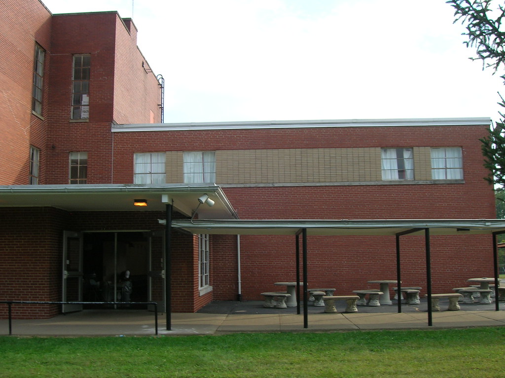 092008 Little Hocking SchoolLittle Hocking, Ohio (4) Flickr