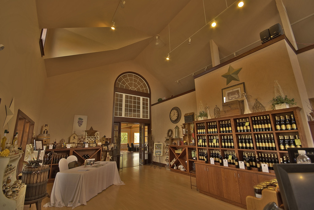 Willowsprings front shop The Wine shop at Willow Springs W… Flickr