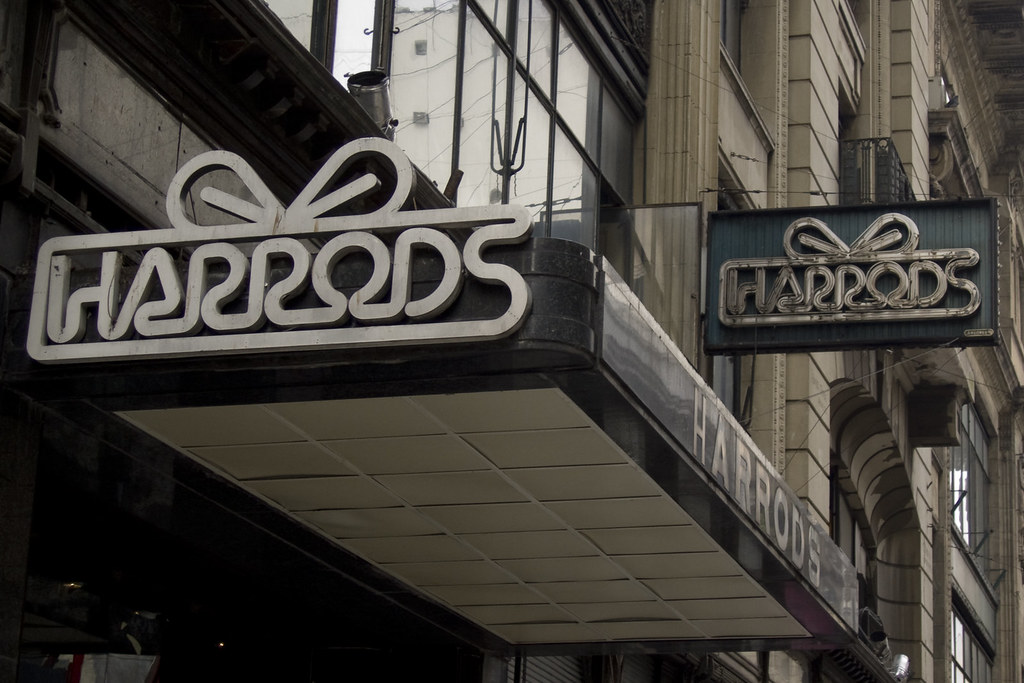 Harrods? Opened in 1913, closed since 1998... Andrew Currie Flickr