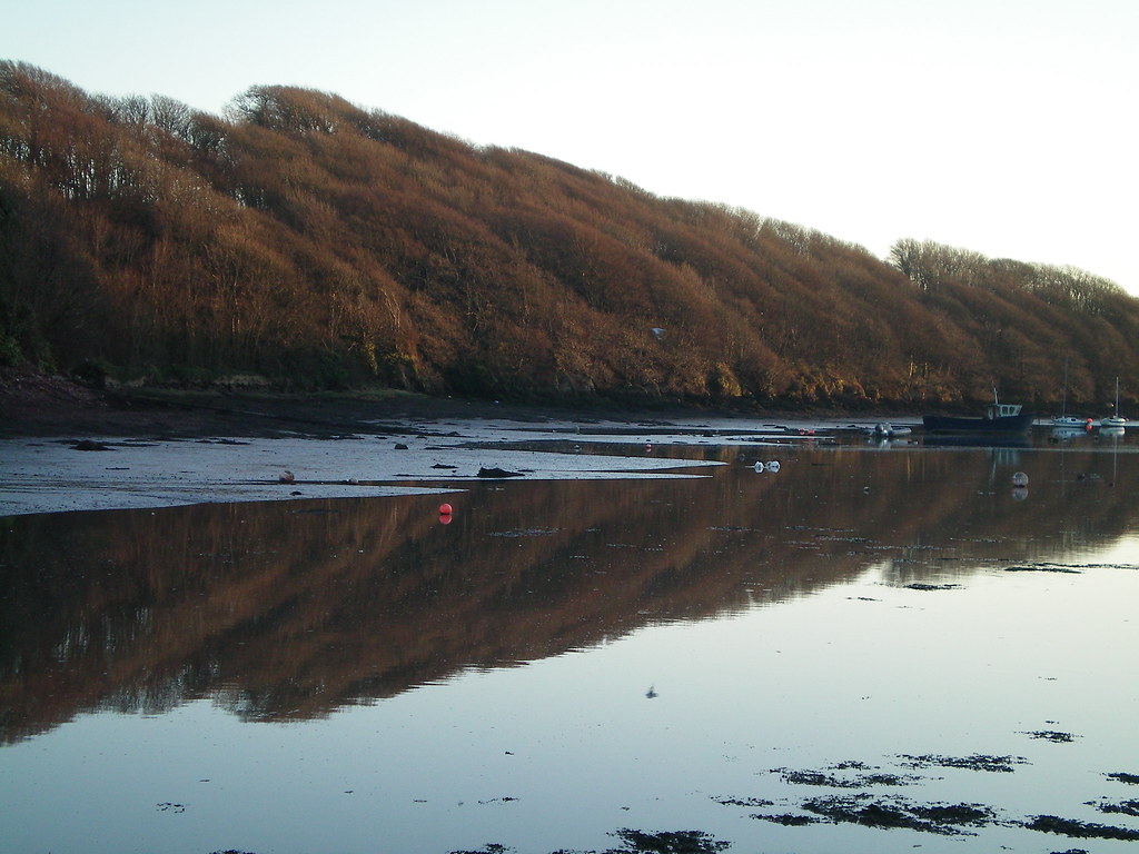 Castle Pill, Milford Haven December 2008 Castle Pill, Milf… Flickr
