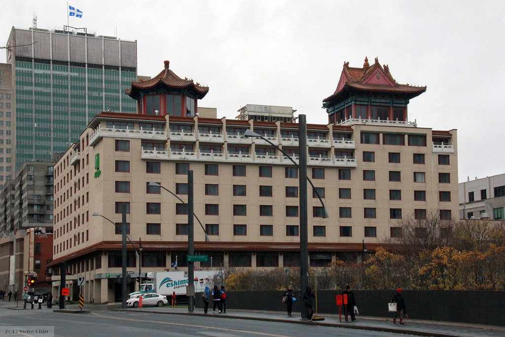 Holiday Inn Montreal Centreville/ Downtown 999 rue StUrba… Flickr