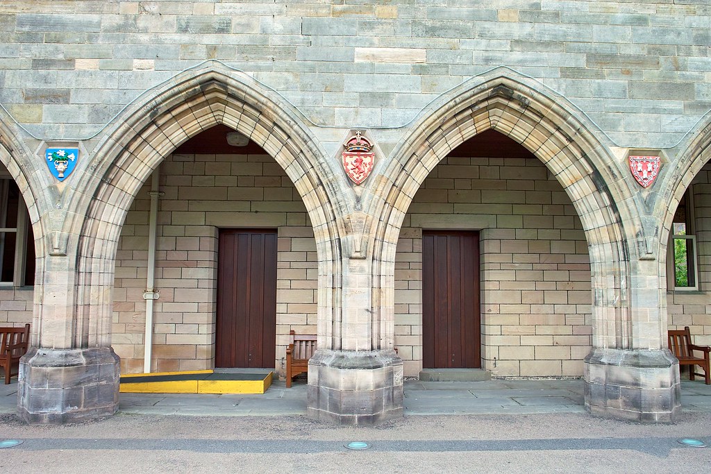 Elphinstone Hall The arches of the Elphinstone Hall adjace… Flickr