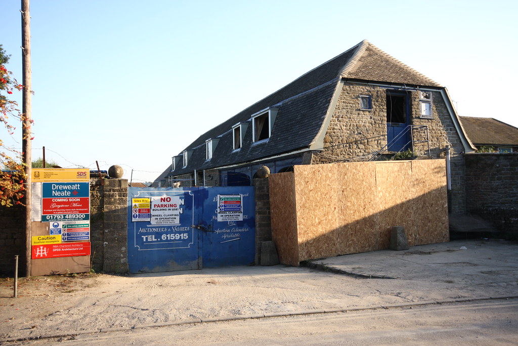 Swindon Old Town, The Planks, The Old Auction Rooms Flickr