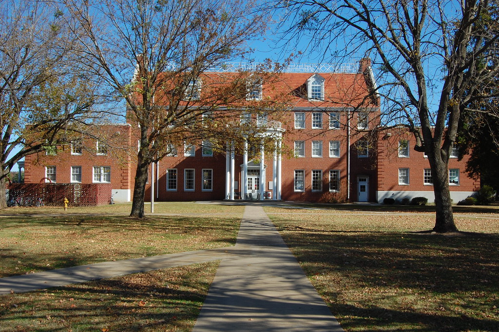 Caraway Hall, Arkansas Tech University Copyright 2008 Adam… Flickr