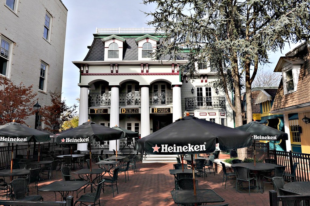 The Dublin House, Red Bank, NJ Beer garden in front of the… Flickr