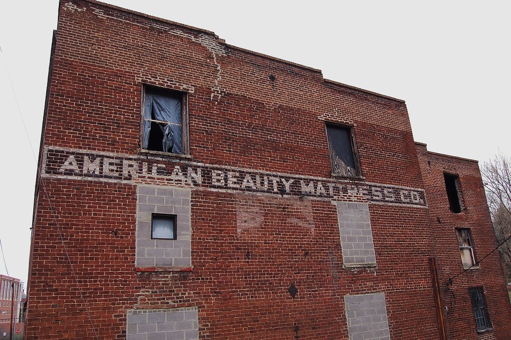 Virginia, Lynchburg, American Beauty Mattress (16,317) Flickr
