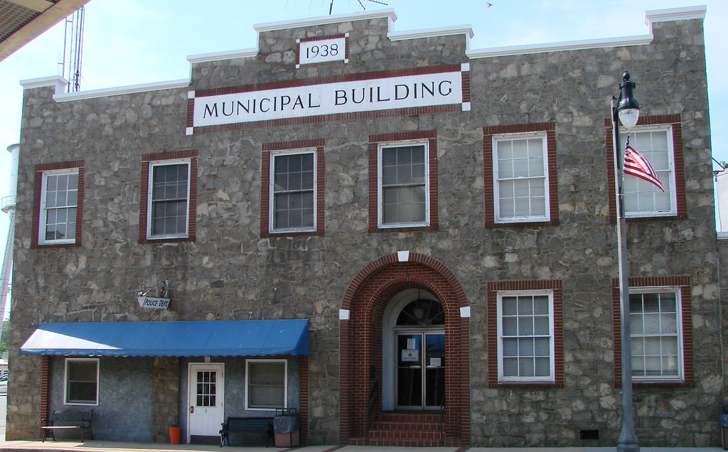 City Hall Granite Falls, NC3 Seth Gaines Flickr
