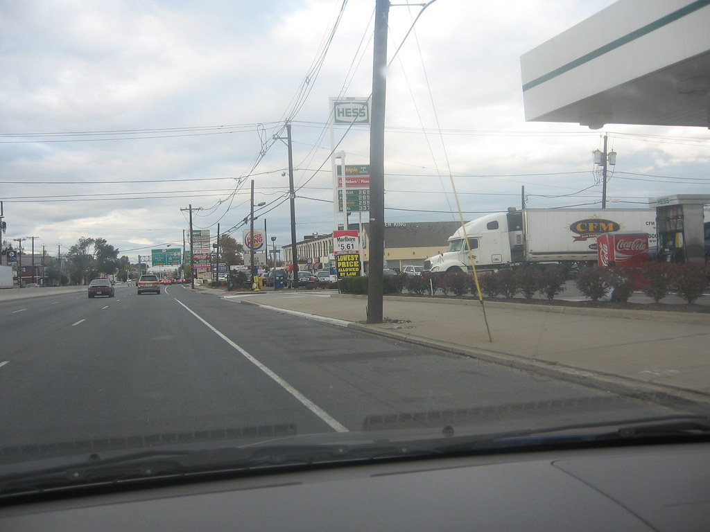 US 1&9 Elizabeth, NJ HESS with Blimpie & Godfather's Pizza… Flickr