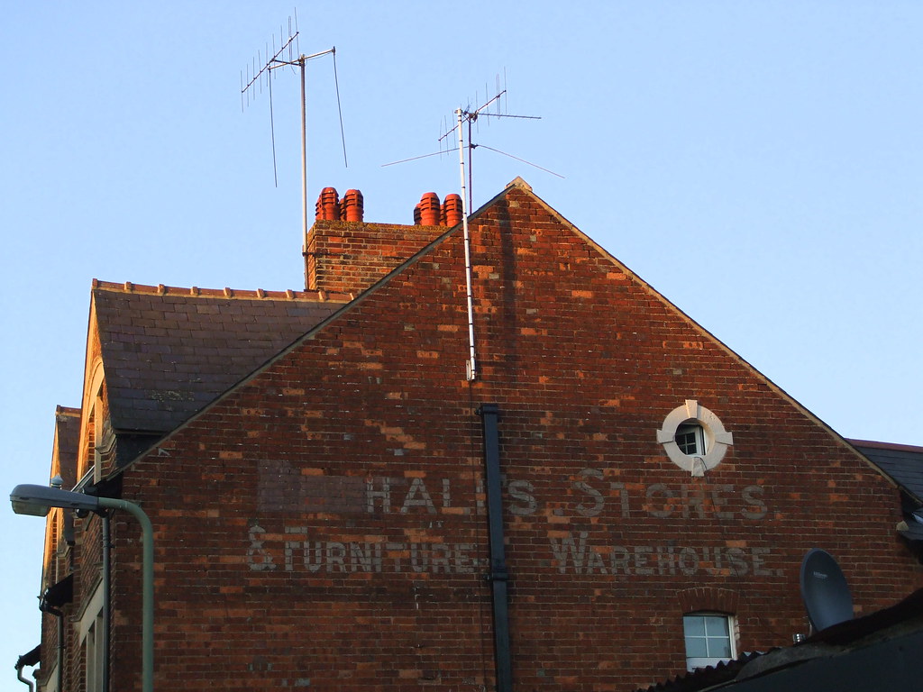 Hall's Stores & Furniture Warehouse The south wall of 46 … Flickr
