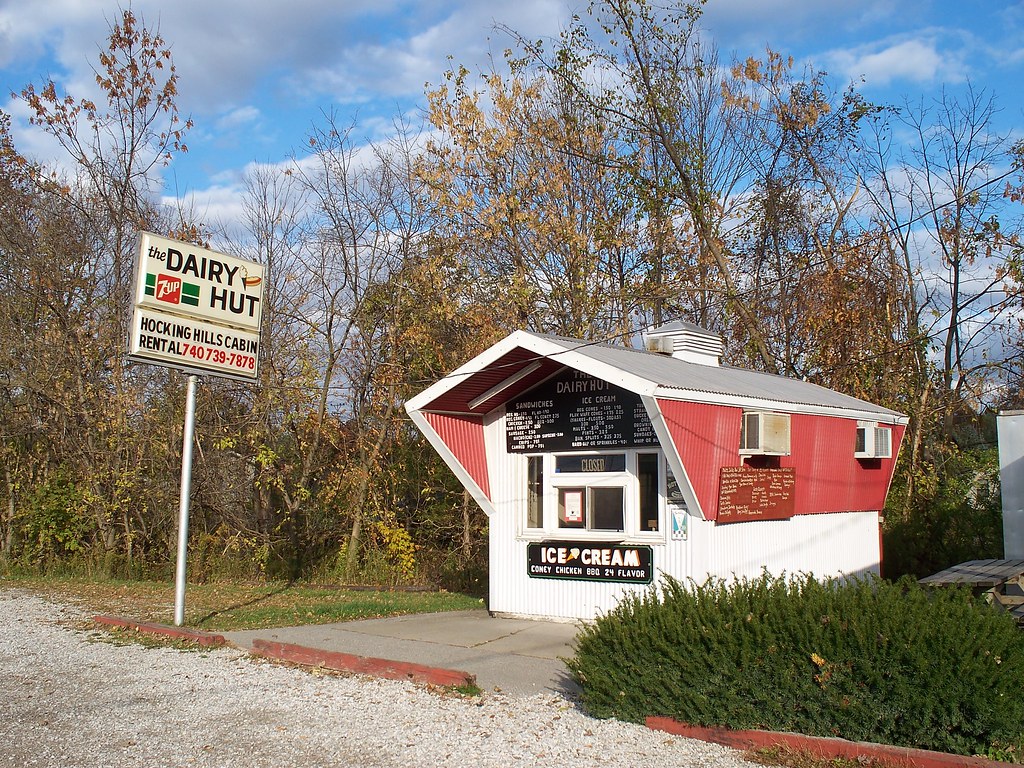 OH Pataskala The Dairy Hut A miniature ice cream stand i… Flickr