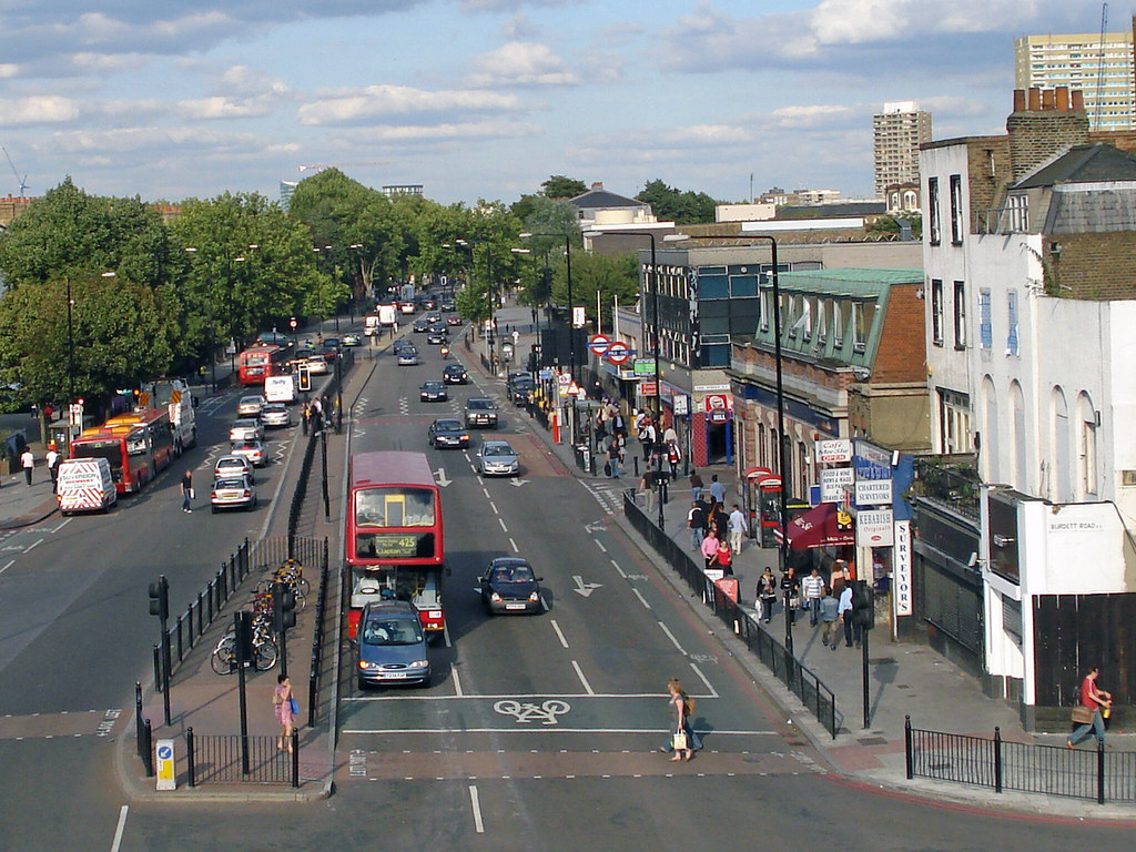 Mile End Road Looking east, from the top of the Green Brid… Flickr