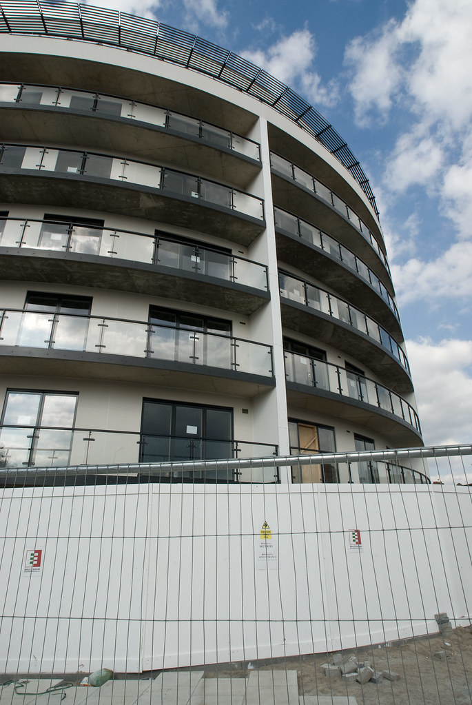 Plough Lane Housing Flats built on the former site of the … Flickr