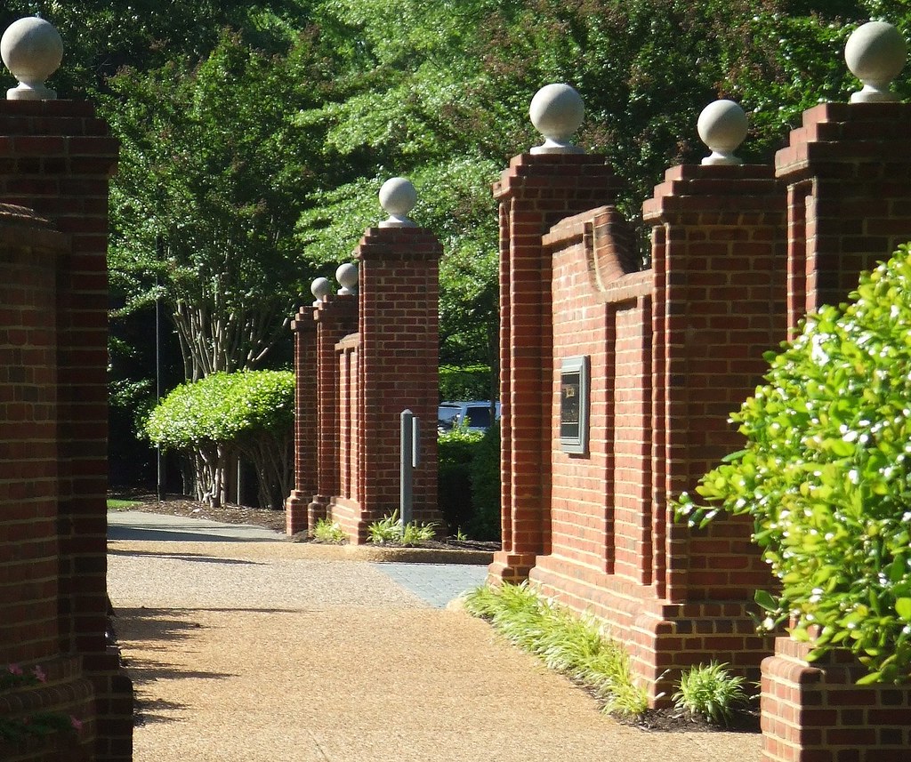 Williamsburg Ford's Colony Marriott's Manor Club Entran… Flickr