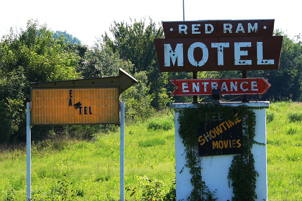 Red Ram Motel entrance Ft Scott Ks Showtime movies Flickr