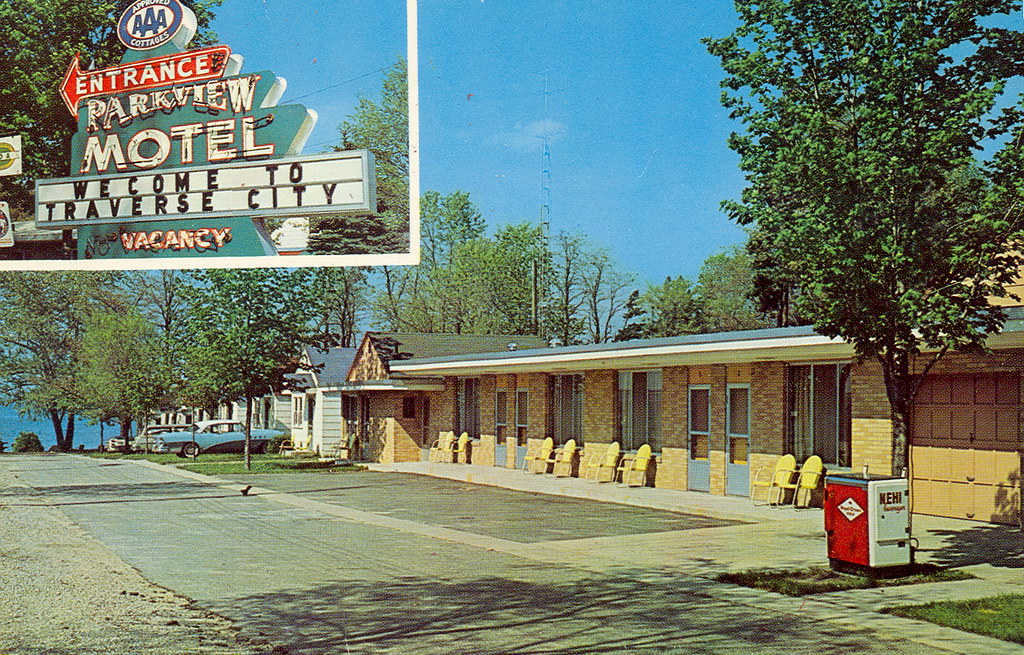 Traverse Mi Roadside Parkview Motel Front Street with NEHI… Flickr