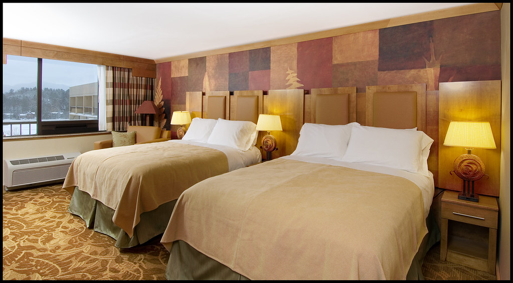 Double Queen Room II Large room with casually elegant déco… Flickr