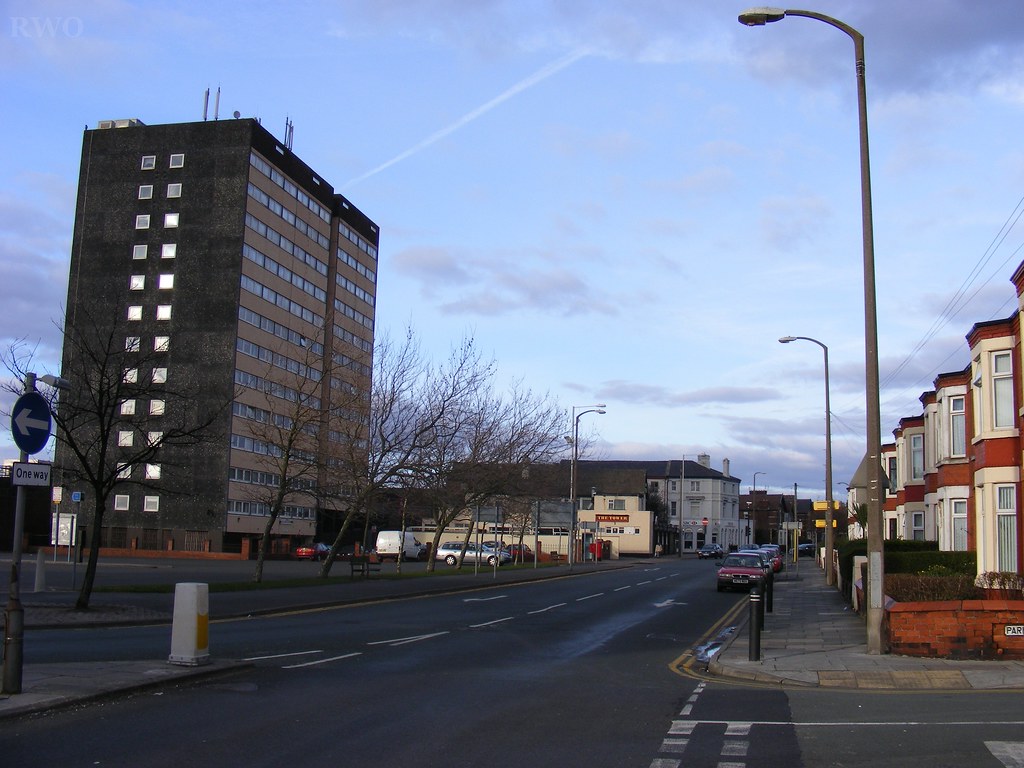 Mill Lane, Liscard Liscard House dominates the Wallasey sk… Flickr