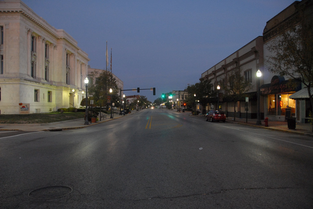DSC_2127 Main St at the courthouse Edwardsville Eugene Gamble Flickr