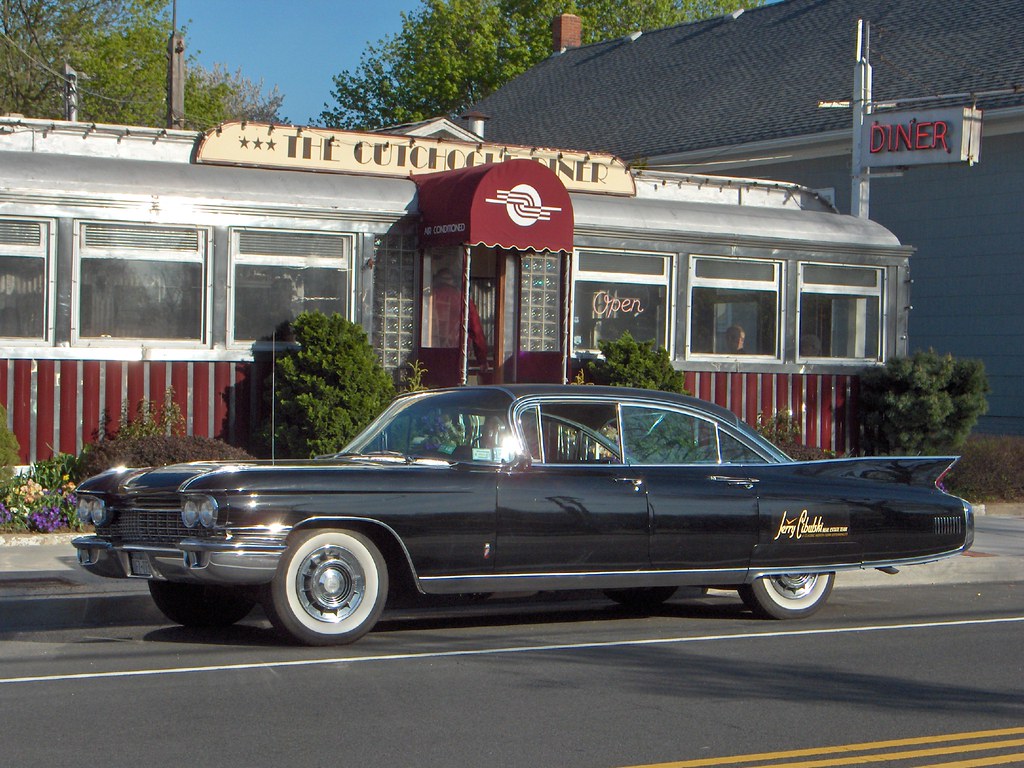 Caddy at cutchogue diner Great stop when you have to run t… Flickr