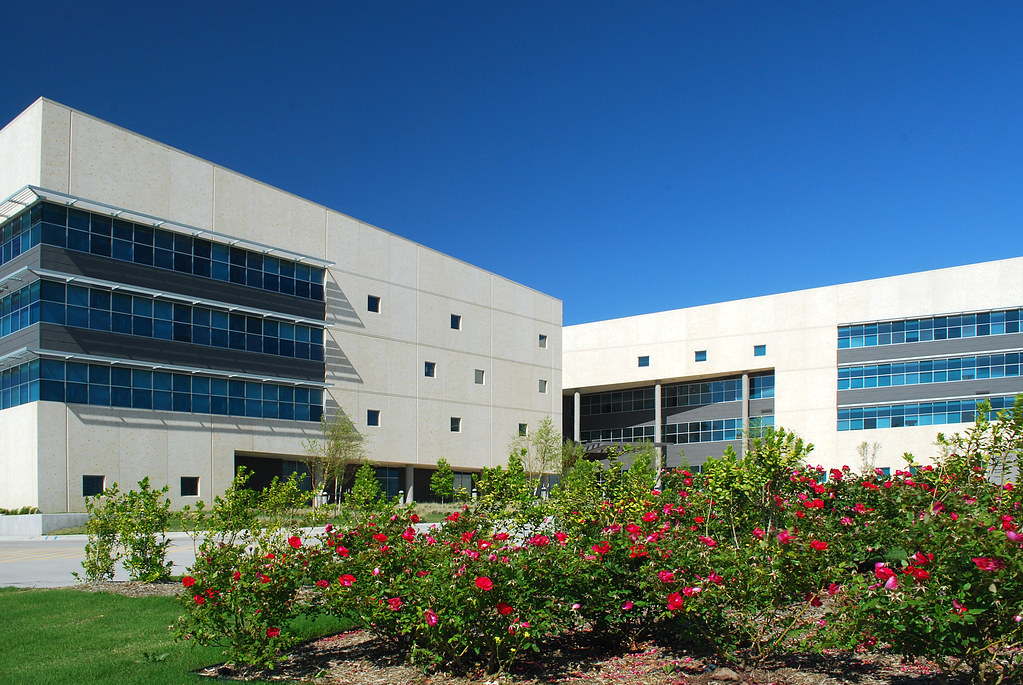 Dubiski Career High School Grand Prairie ISD, Grand Prairi… Flickr