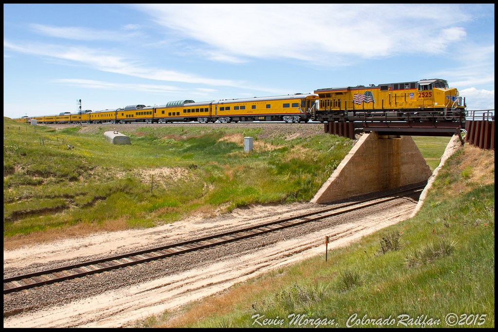 UP over BNSF at Speer Jct At Speer Junction, BNSF's Front … Flickr