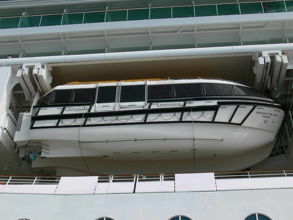 LIFEBOAT (capacity 150), Serenade of the Seas, Royal Carib… Flickr