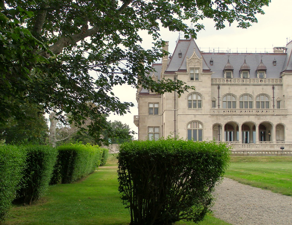 Ochre Court Taken from the southeast corner of the origina… Flickr