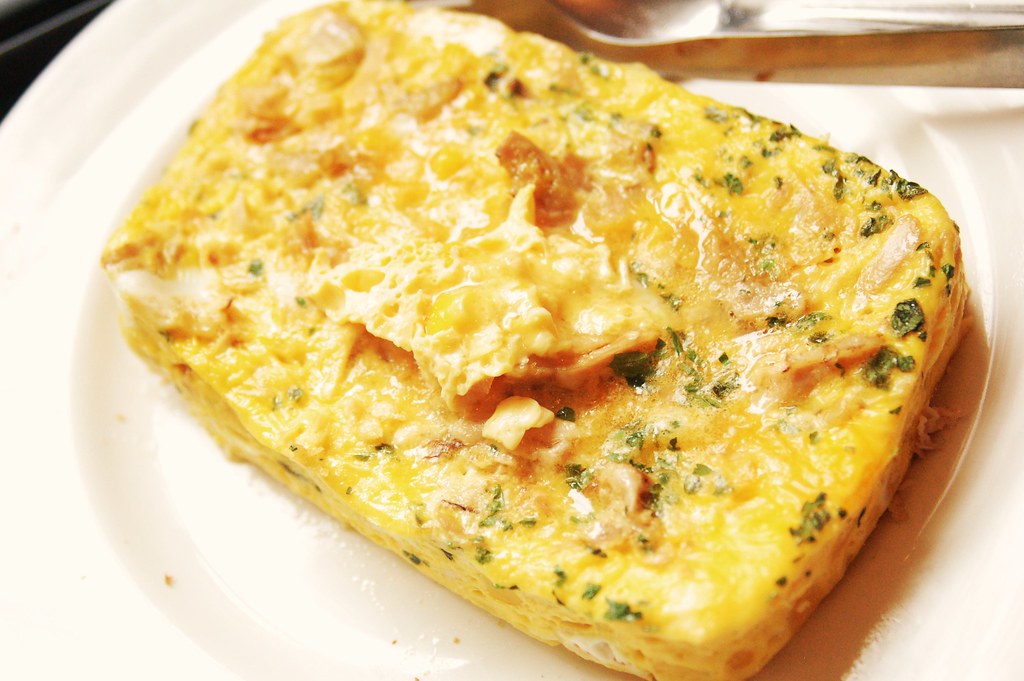 EGG WORLD 1128 pm 11 july 2008. Before go to bed. youngkeunpark