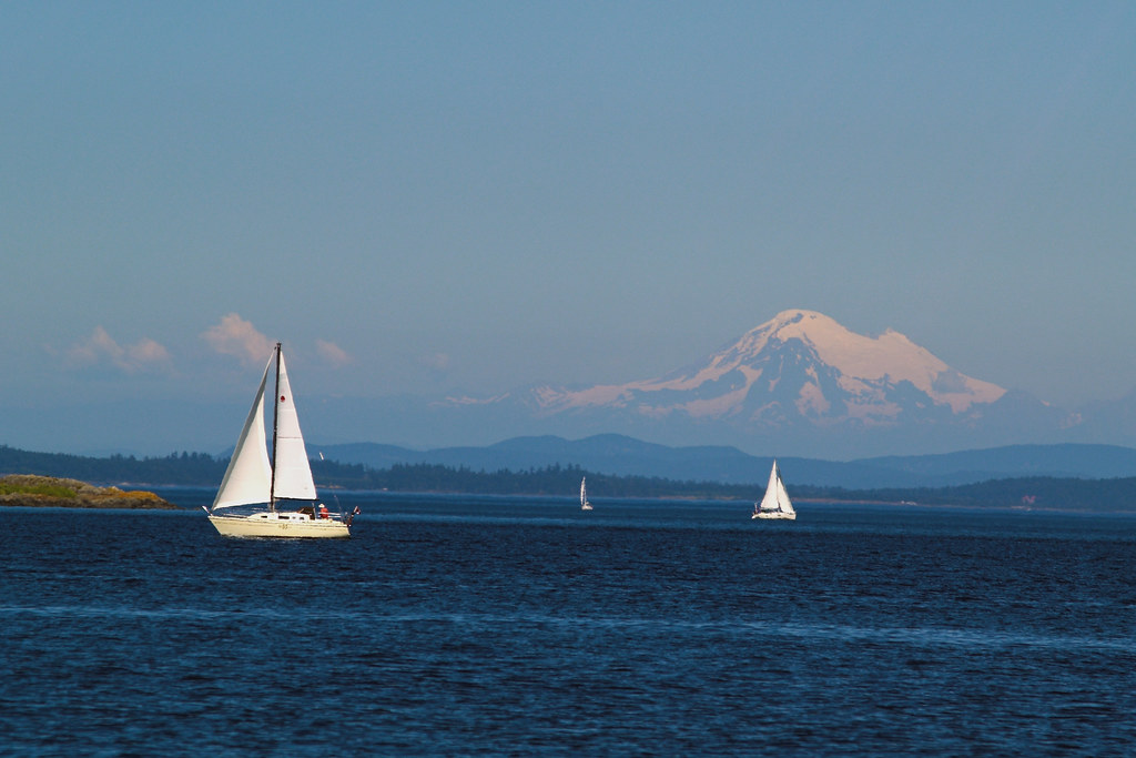 Victoria Oak Bay Park Taken from Victoria Oak Bay Park in … Flickr