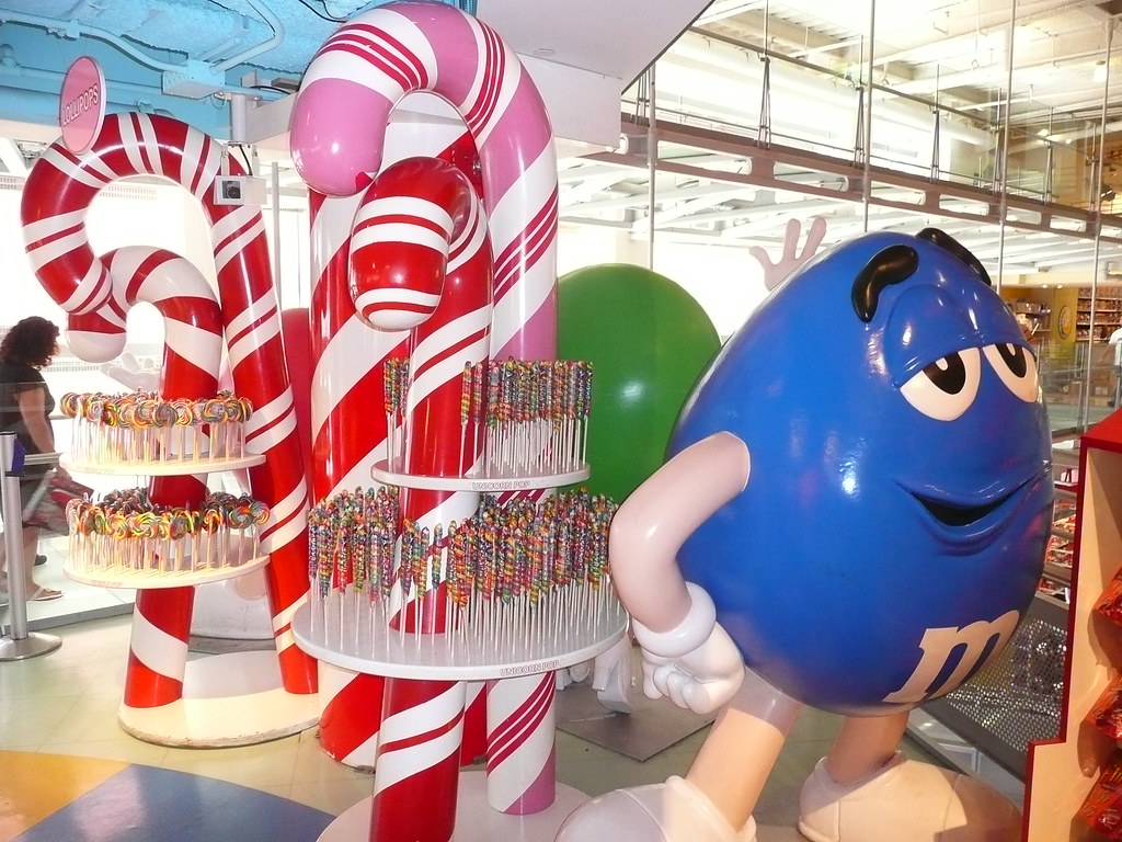 Toys R Us (Times Square New York City) 03 Missione POPAI… Flickr