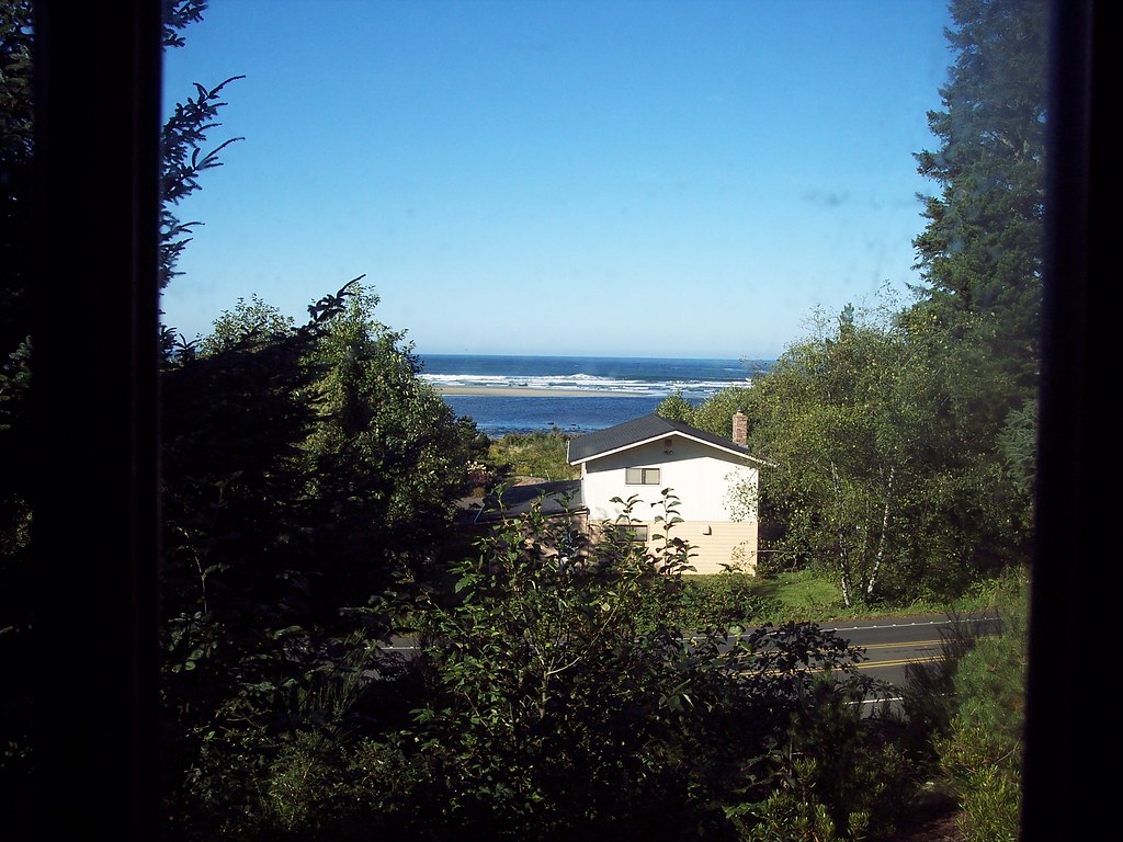 Yachats, Oregon A trip to Newport. The view from the house… Flickr