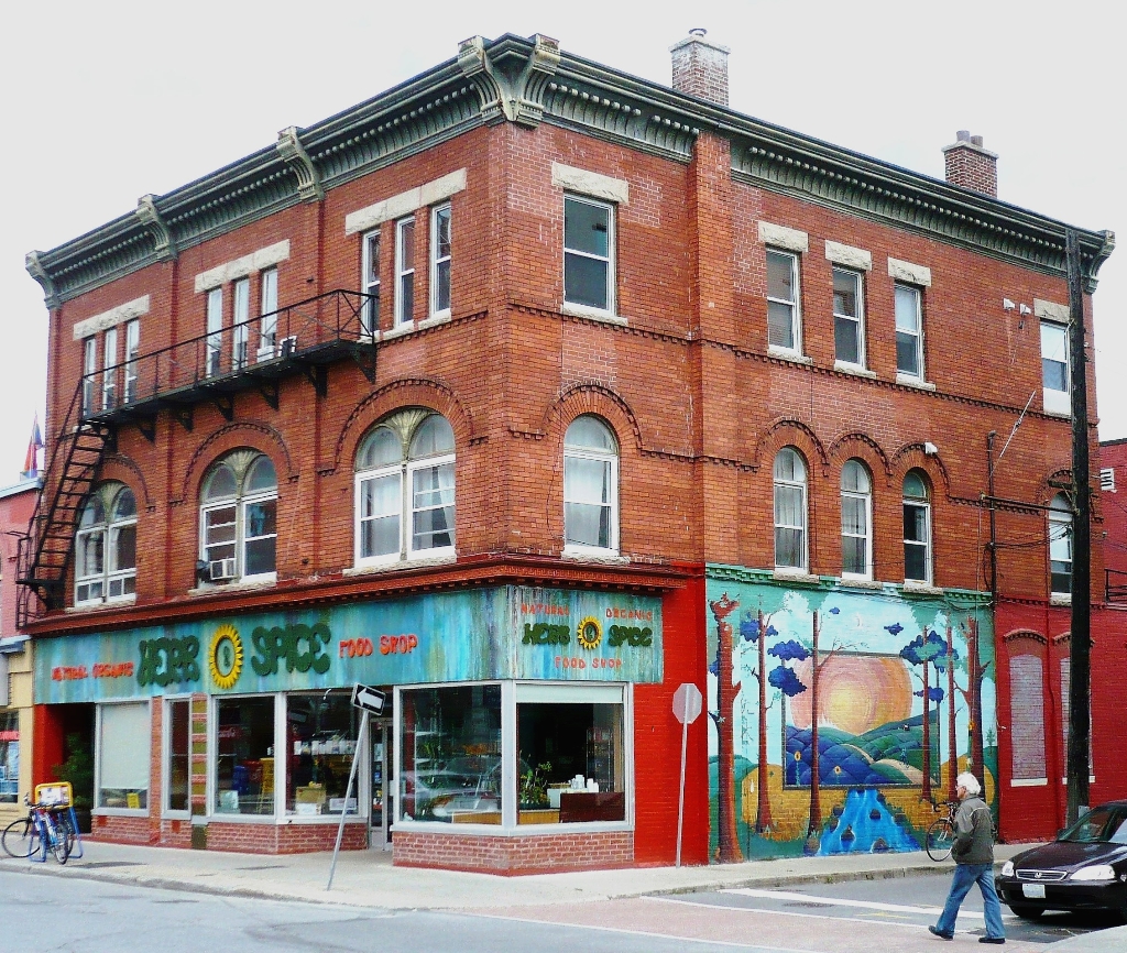 Herb & Spice Ottawa 10 08 Here's another view after some… Flickr