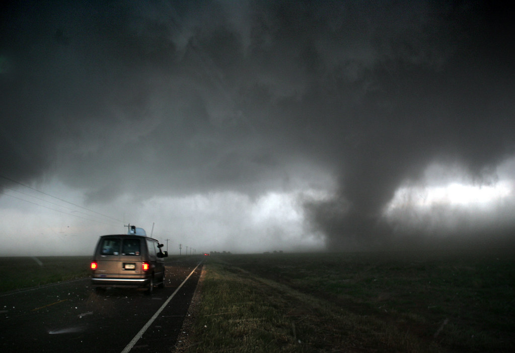 Silverton, Tx Tornado An F3 tornado crosses the road near … Flickr