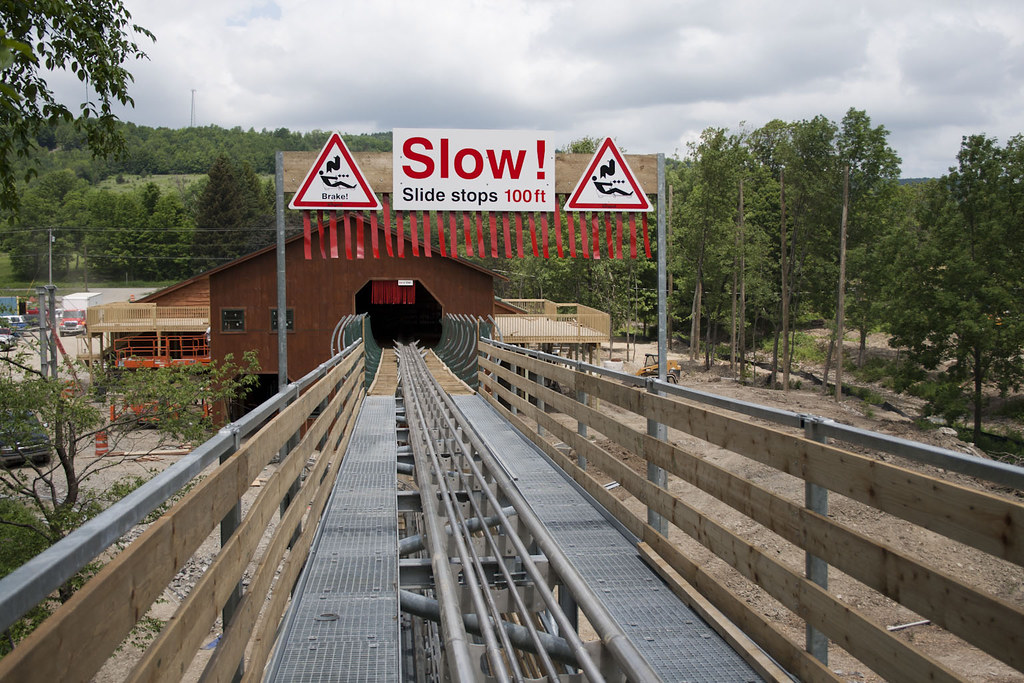 Returing to the Adventure Center building On return to the… Flickr