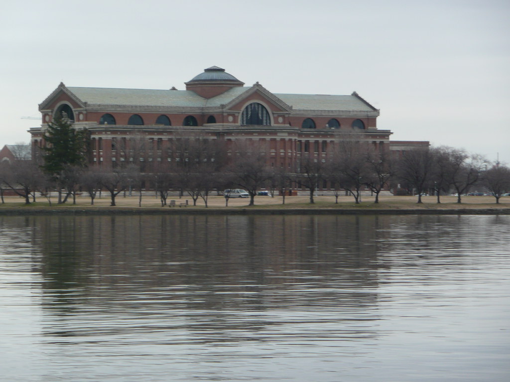 Fort McNair Roosevelt Hall at Fort Lesley J. McNair, which… Flickr