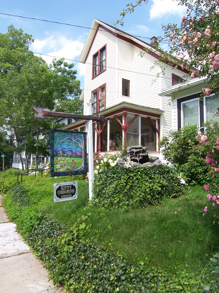 Lily Dale New York 51 Unique and Different Wedding Ideas