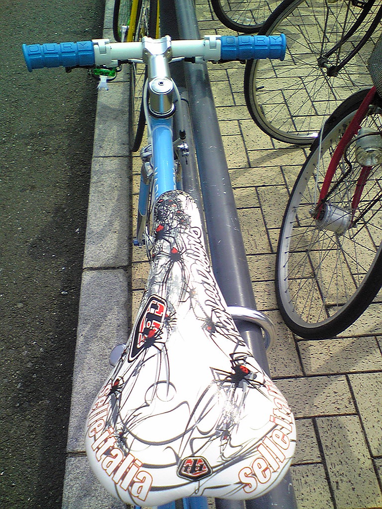 Schwinn fixed gear in Yokohama Schwinn fixed gear in Yokoh… Flickr