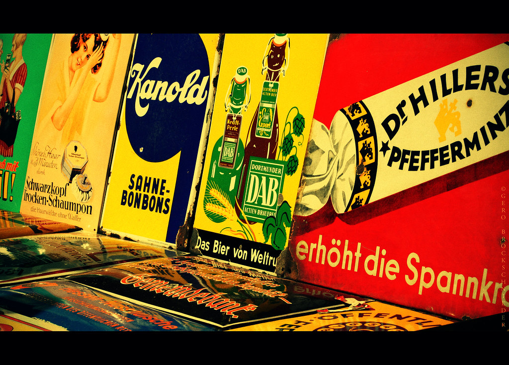 Tin Signs Tinplate signs on an antiques market near the N… Flickr