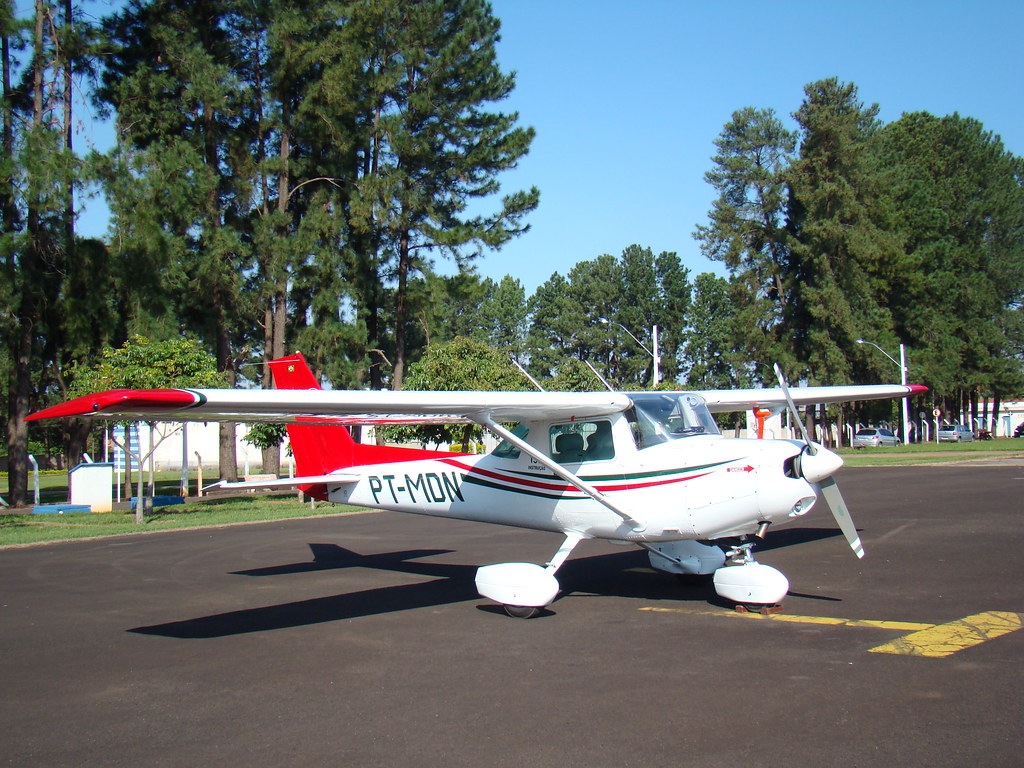 CESSNA C152 AIRCRAFT Aeroporto Municipal Luiz Dante Santo… Flickr