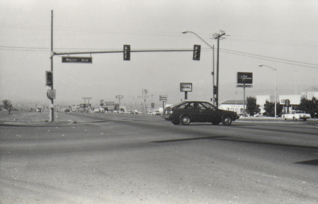 Boulder Highway at Major, 1987 Boulder Highway looking nor… Flickr