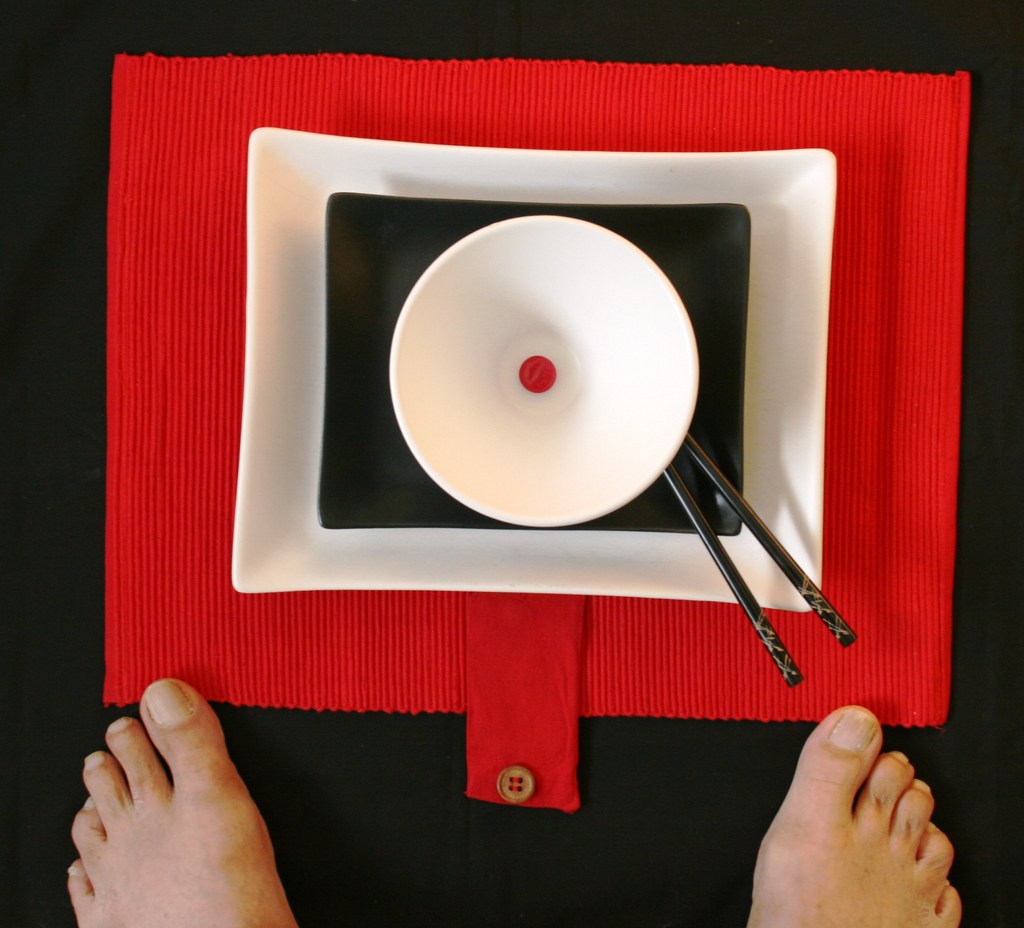 Keep your feet off the table Pies de la mesa Ron Curtis Flickr