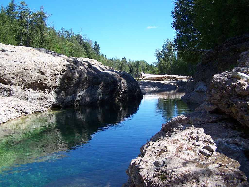 Le secteur des grosses roches Rivière du Portage Sentier… Flickr