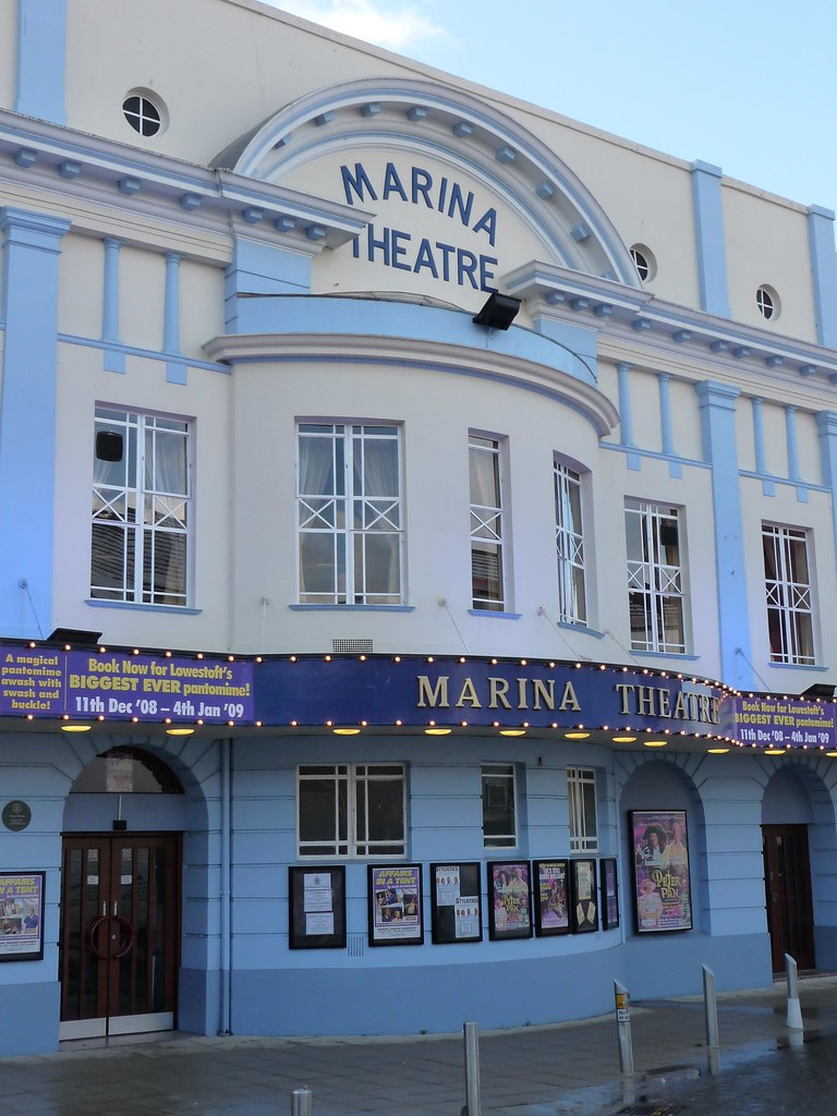 Marina Theatre, Lowestoft Stuart McCallum Flickr