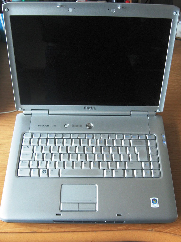 Dell Inspiron 1520 Laptop A Dell Inspiron 1520 laptop runn… Flickr