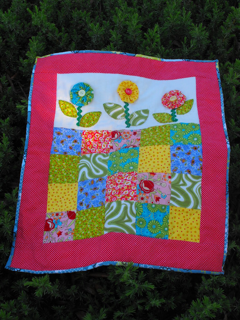 Flower Quilt for Four Seasons Quilt Swap Flower quilt sent… Flickr
