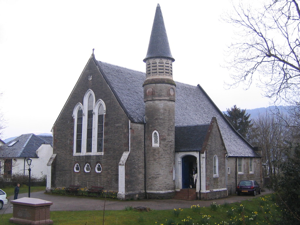 Sandbank Parish Church, Dunoon 11042008 Gordon Thomson Flickr