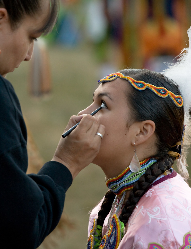 Applying War Paint Powwow, Daybreak Star Center, Discover… Flickr