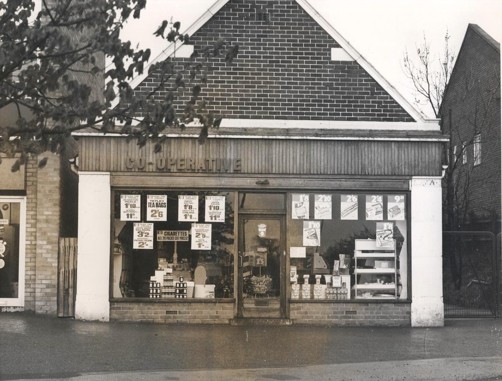 Manor Lane Ex Halesowen & Hasbury Coop store at 2 Manor L… Flickr